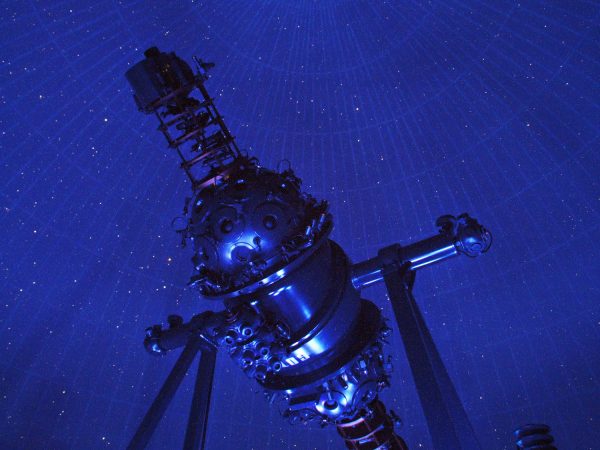 5月「プラネタリウム100周年」