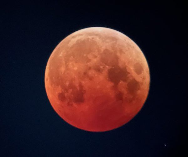 2月「月食を見よう」